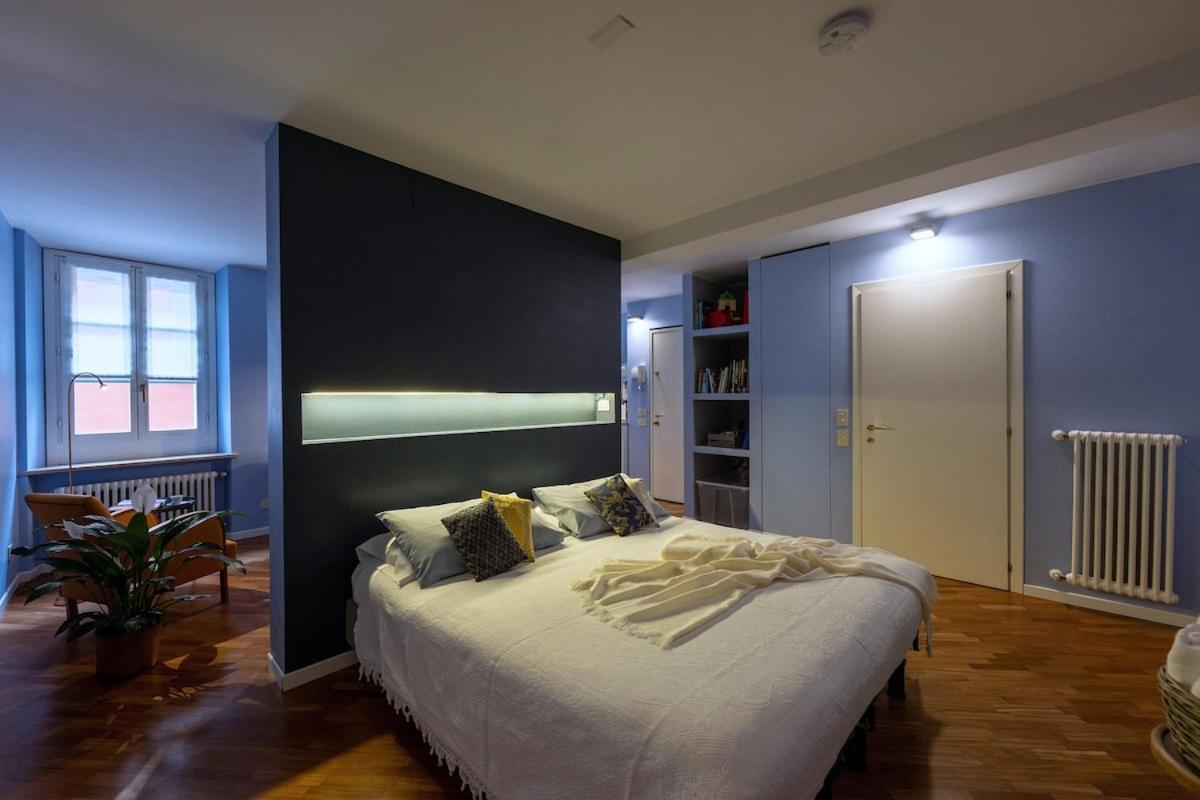 Sant'Anna Studio Apartment ปาร์มา ภายนอก รูปภาพ
